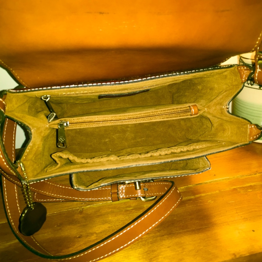 Patricia Nash 10th Anniversary Leandra leather crossbody bag - Picture 9 of 16